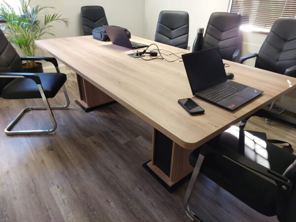 Michael's Boardroom Table2