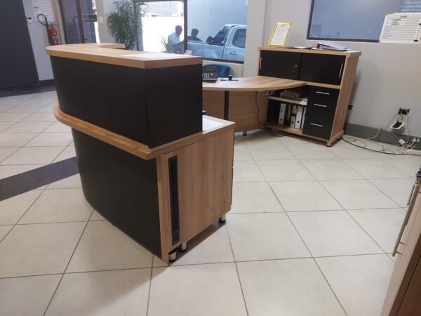 Polycomp's Curved Reception Counter B3