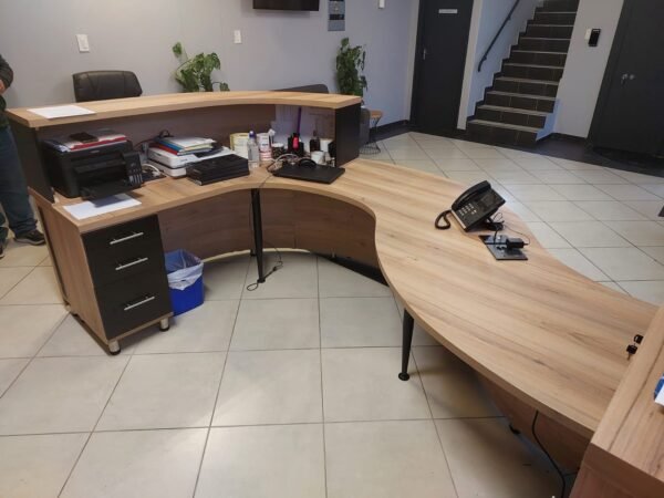 Polycomp's Curved Reception Counter B4