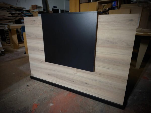 Broadwell Reception Counter4