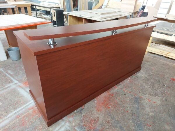 Elton’s Reception Counter