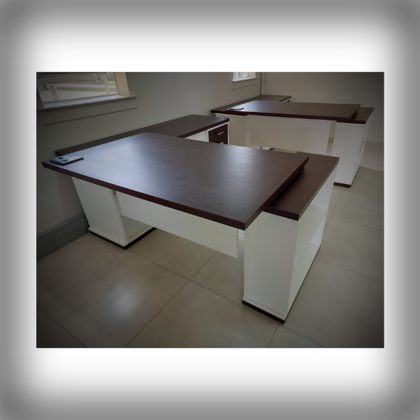 Jandrie’s Junior Executive Desk9