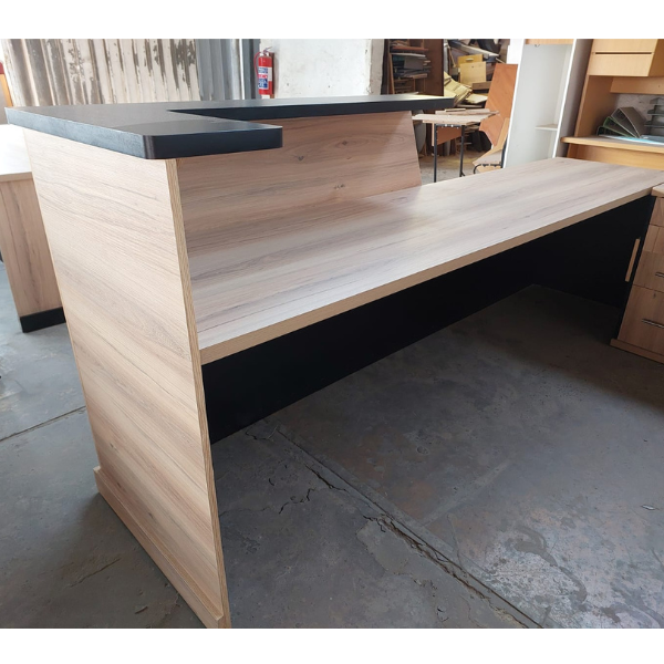Mzo Reception Counter1