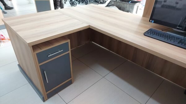 Carene Mobility U-Shape Counter4