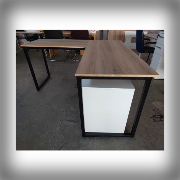Sizwe Steel Framed Desk2