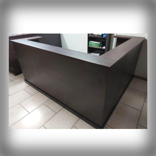 Annalise’s L-Shape Reception Counter