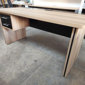 Elegance Supervisor Desk7
