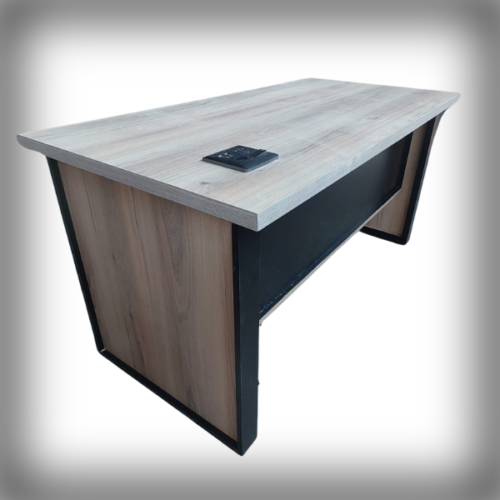 Eric Straight Desk1
