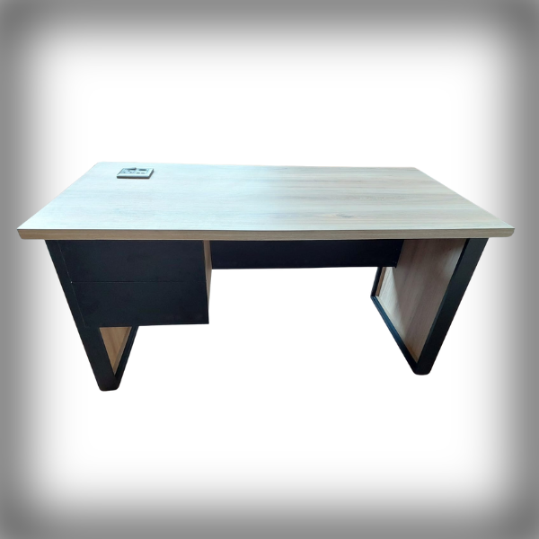 Eric Straight Desk2